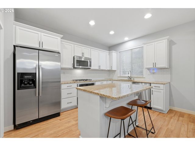 14231 Sw WALNUT CREEK Ct, Portland, OR 97223