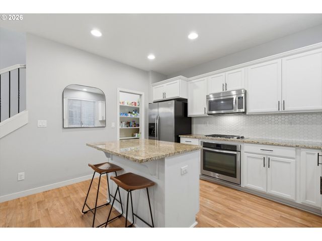 14231 Sw WALNUT CREEK Ct, Portland, OR 97223