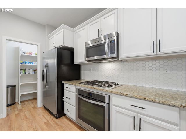 14231 Sw WALNUT CREEK Ct, Portland, OR 97223