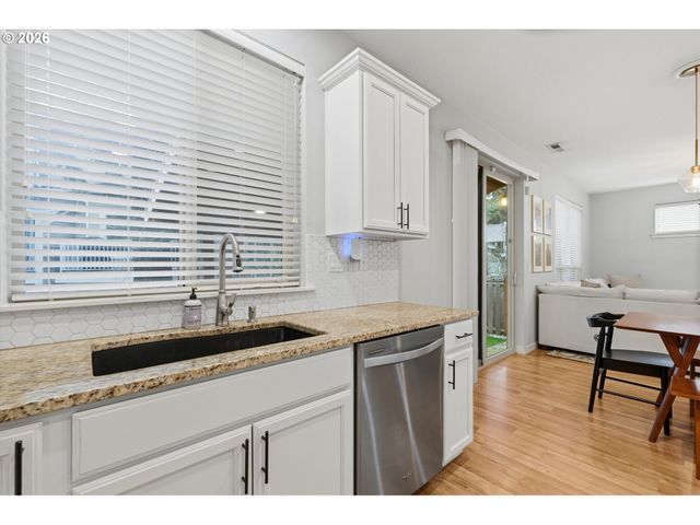 14231 Sw WALNUT CREEK Ct, Portland, OR 97223