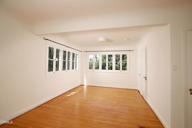 1233 N Isabel Street, Glendale, CA 91207