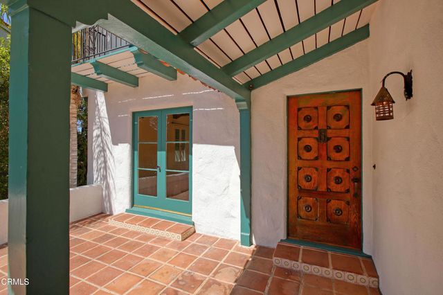 1233 N Isabel Street, Glendale, CA 91207