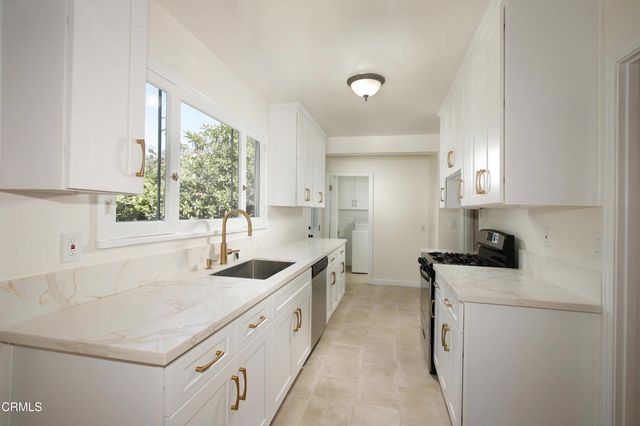 1233 N Isabel Street, Glendale, CA 91207