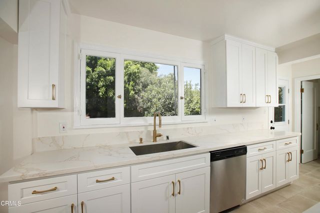 1233 N Isabel Street, Glendale, CA 91207