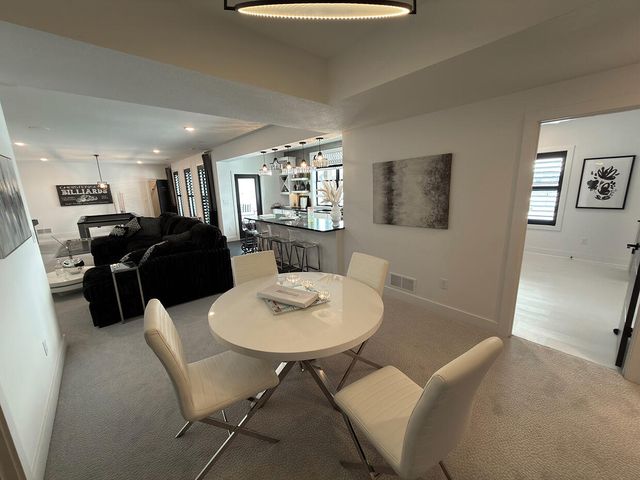 5624 LIGHTPOST DR, Columbia, MO 65201