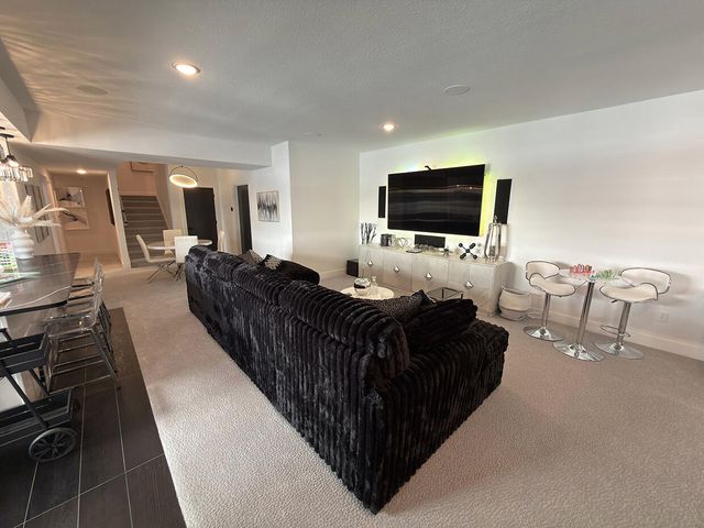 5624 LIGHTPOST DR, Columbia, MO 65201