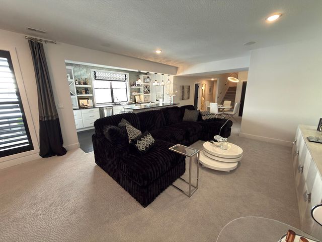 5624 LIGHTPOST DR, Columbia, MO 65201