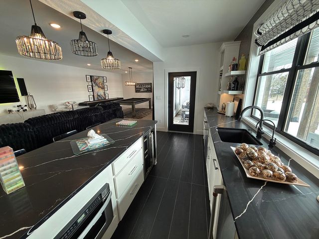 5624 LIGHTPOST DR, Columbia, MO 65201