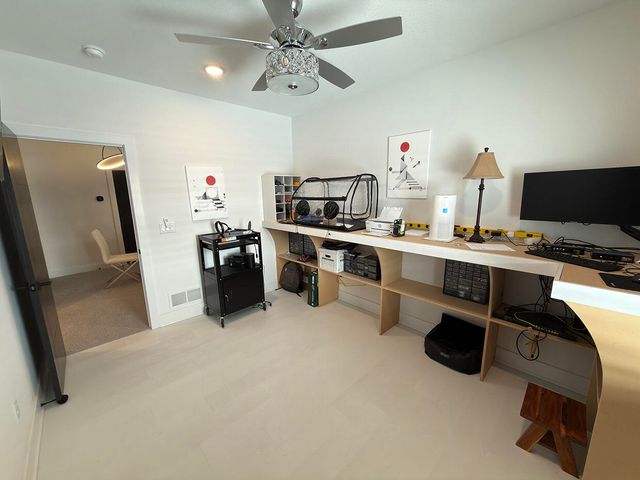 5624 LIGHTPOST DR, Columbia, MO 65201