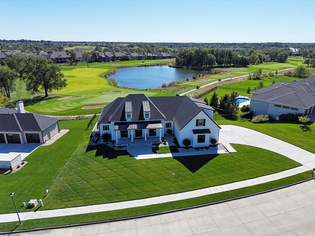 5624 LIGHTPOST DR, Columbia, MO 65201