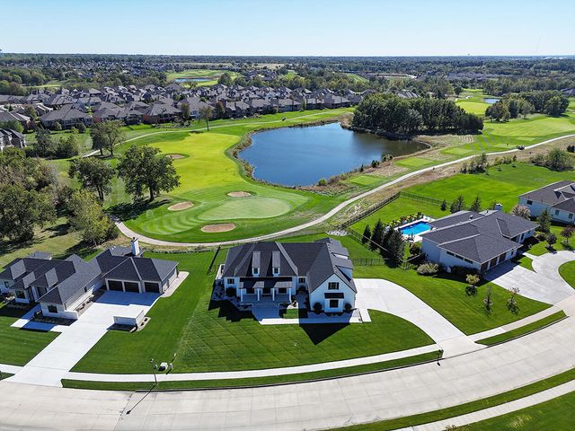 5624 LIGHTPOST DR, Columbia, MO 65201