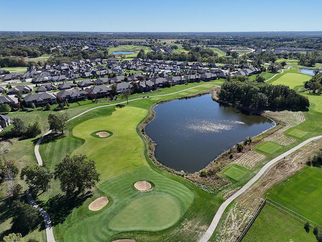 5624 LIGHTPOST DR, Columbia, MO 65201