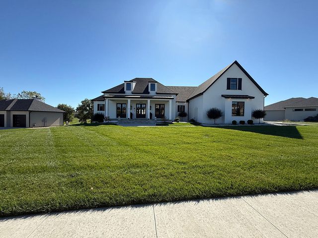 5624 LIGHTPOST DR, Columbia, MO 65201