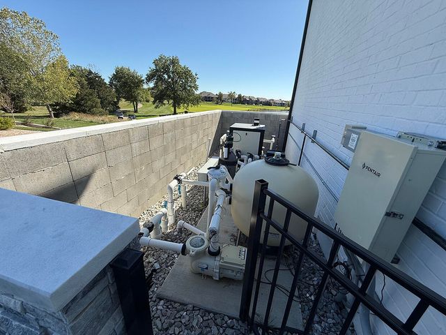 5624 LIGHTPOST DR, Columbia, MO 65201