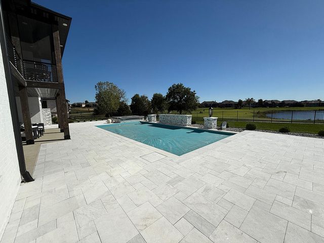 5624 LIGHTPOST DR, Columbia, MO 65201