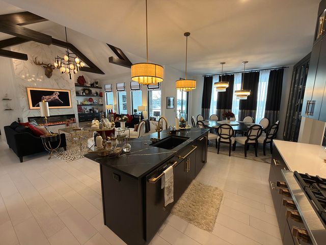 5624 LIGHTPOST DR, Columbia, MO 65201