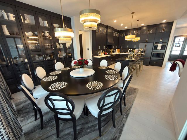 5624 LIGHTPOST DR, Columbia, MO 65201