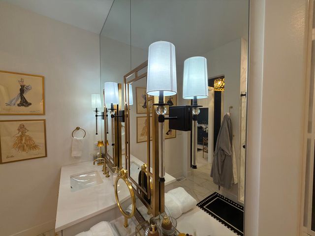 5624 LIGHTPOST DR, Columbia, MO 65201