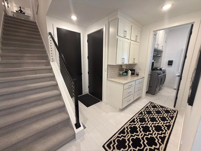 5624 LIGHTPOST DR, Columbia, MO 65201