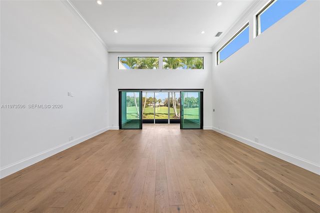 108 Waters Edge Dr, Jupiter, FL 33477