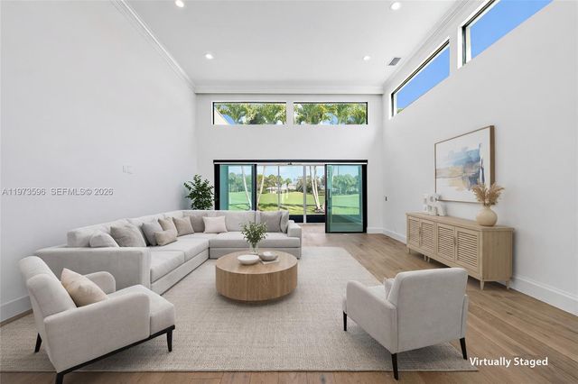 108 Waters Edge Dr, Jupiter, FL 33477