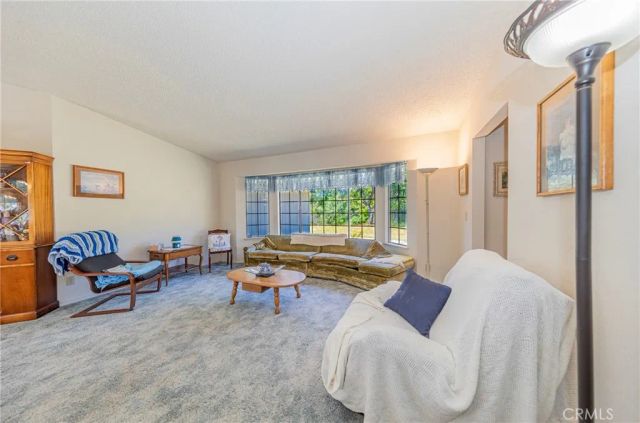 47457 Road 620, Oakhurst, CA 93644