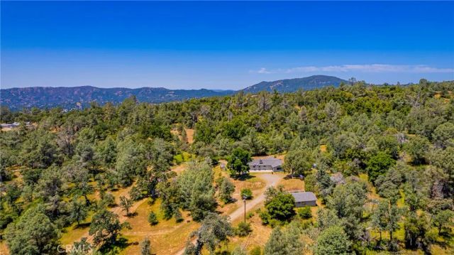 47457 Road 620, Oakhurst, CA 93644