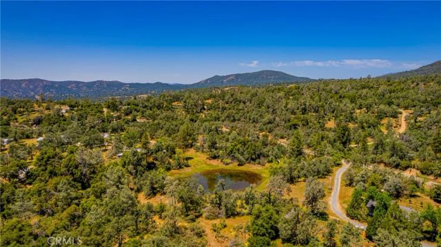 47457 Road 620, Oakhurst, CA 93644