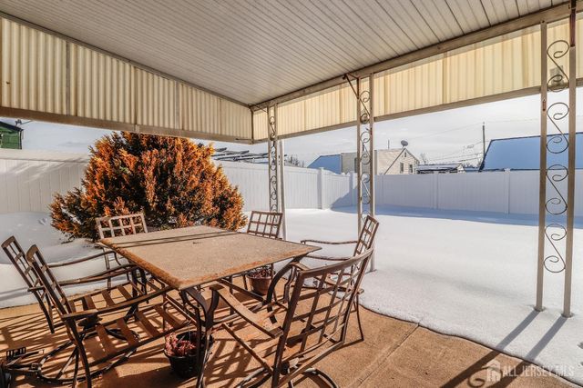 37 Patrick Street, Carteret, NJ 07003