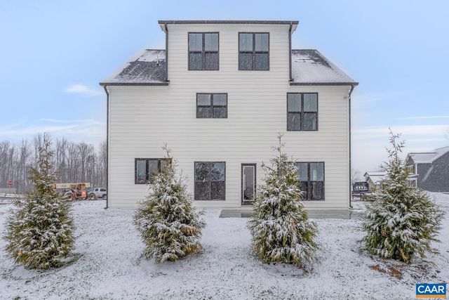 1731 FOWLER ST, Charlottesville, VA 22911