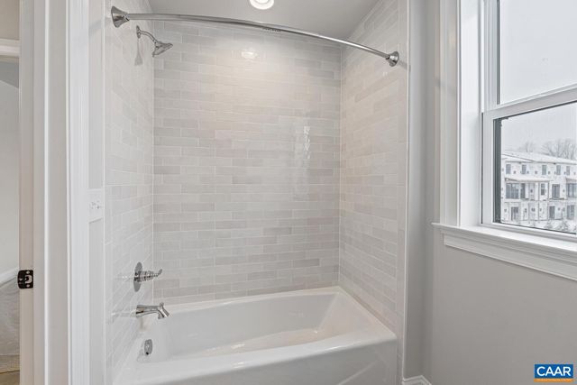 1731 FOWLER ST, Charlottesville, VA 22911