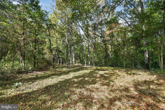 7532 BUMPY OAK RD, La Plata, MD 20646