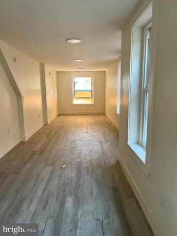 17 STATE HILL RD, Wyomissing, PA 19610