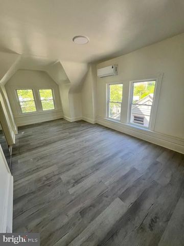 17 STATE HILL RD, Wyomissing, PA 19610