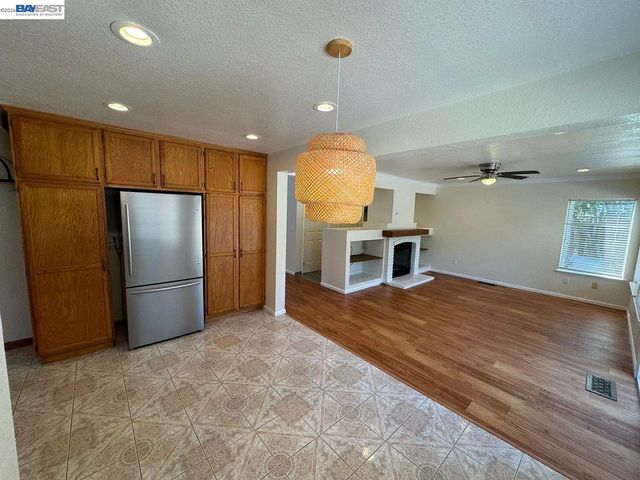 5067 Prairie Way, Antioch, CA 94531