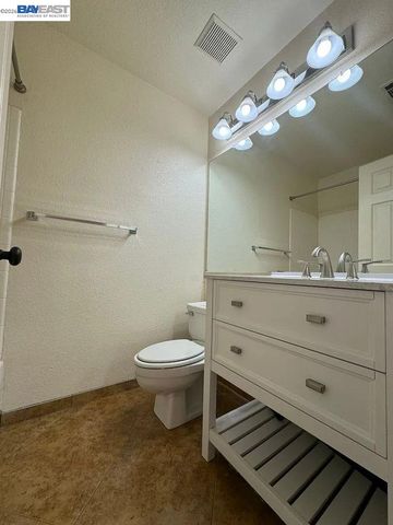 5067 Prairie Way, Antioch, CA 94531