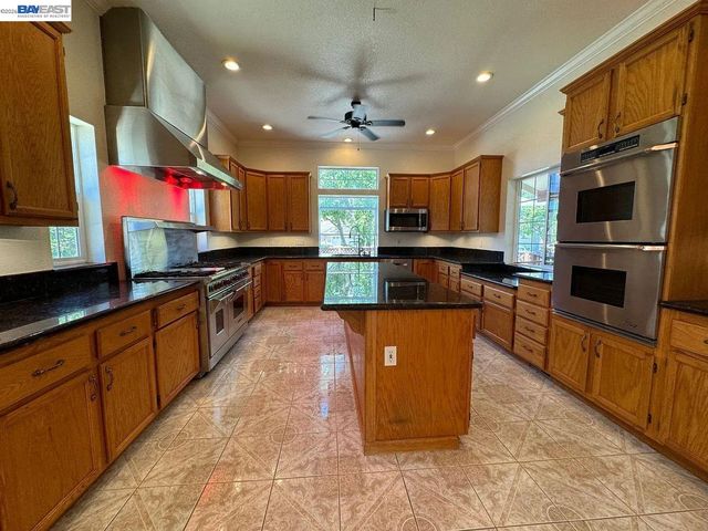 5067 Prairie Way, Antioch, CA 94531