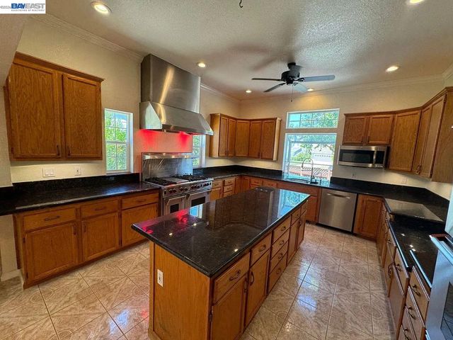 5067 Prairie Way, Antioch, CA 94531