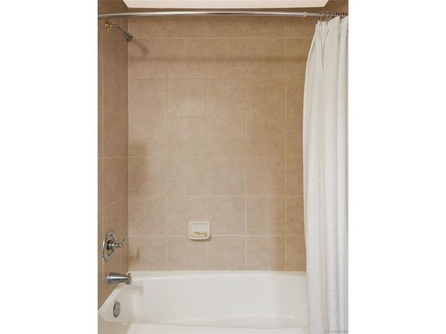 2061 Monte Vista Cir, Loveland, CO 80538