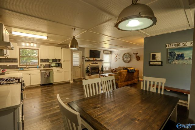 26477 Branch Road, Athens, AL 35613