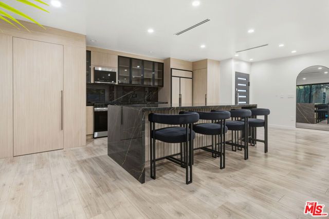 16823 Valerio Street, Los Angeles, CA 91406