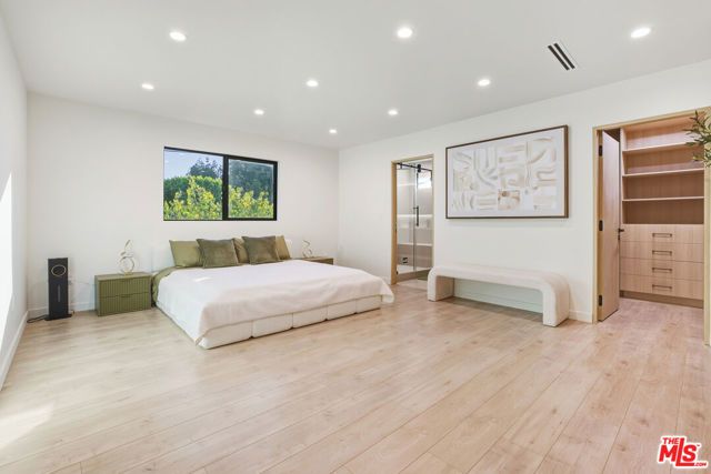 16823 Valerio Street, Los Angeles, CA 91406