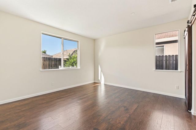 2786 Kirsch Dr, Antelope, CA 95843