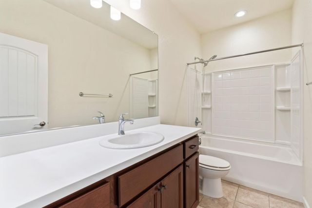 2786 Kirsch Dr, Antelope, CA 95843