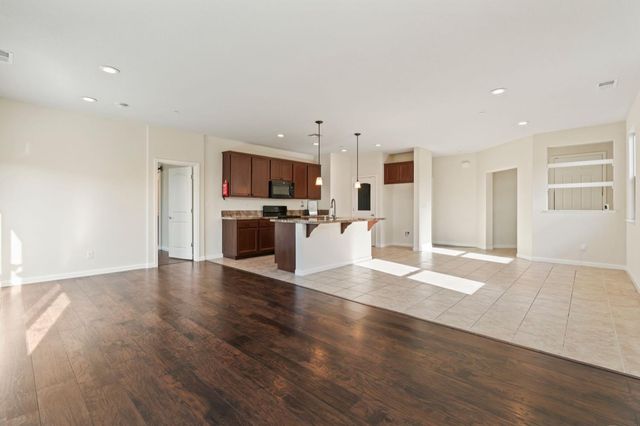 2786 Kirsch Dr, Antelope, CA 95843