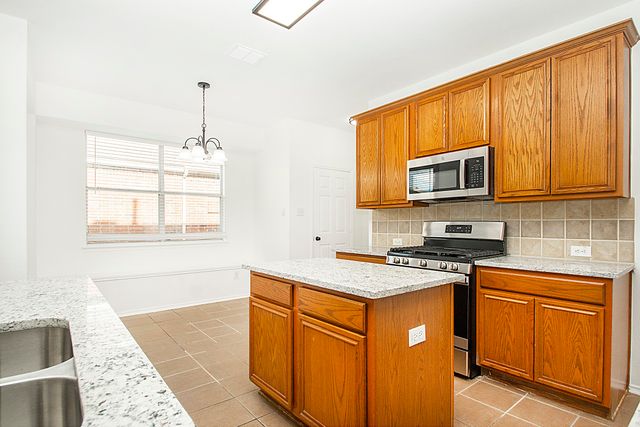 6116 Pine Meadow Lane, Mckinney, TX 75070
