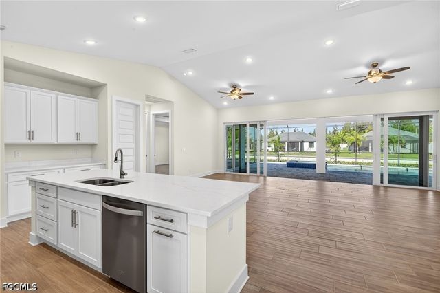 1030 SW 15th AVE, Cape Coral, FL 33991