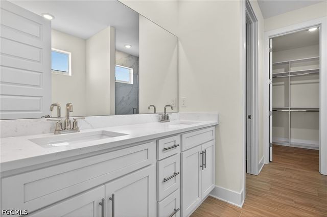 1030 SW 15th AVE, Cape Coral, FL 33991