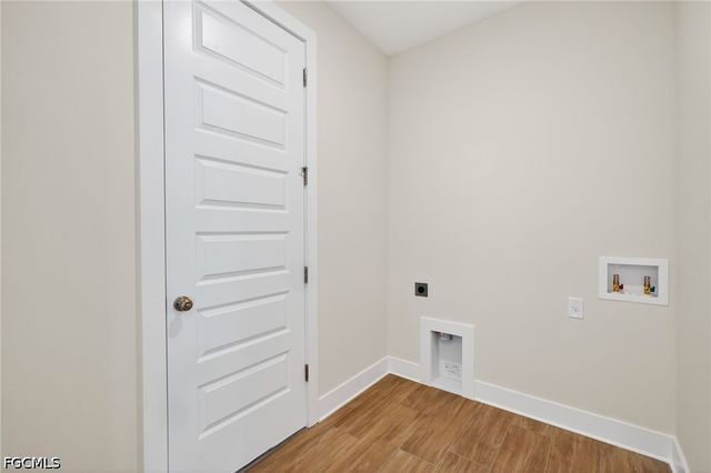 1030 SW 15th AVE, Cape Coral, FL 33991