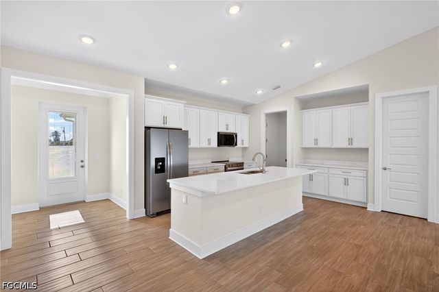 1030 SW 15th AVE, Cape Coral, FL 33991